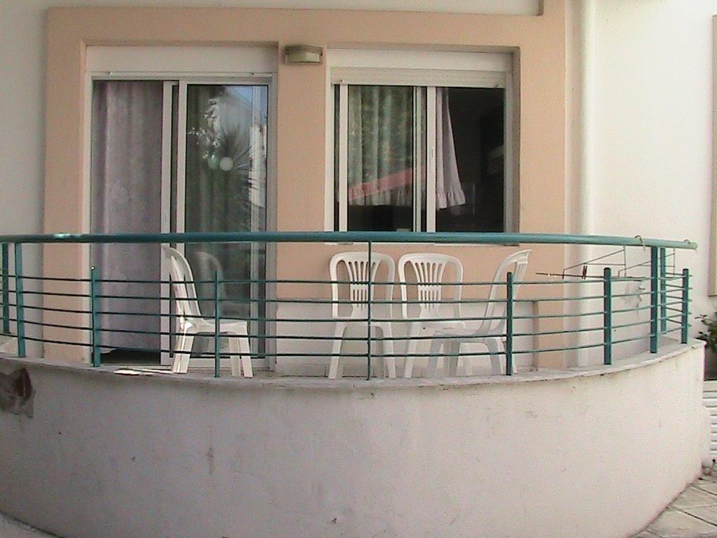 Niki Apartments بوليخرونو المظهر الخارجي الصورة