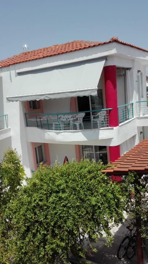 Niki Apartments بوليخرونو المظهر الخارجي الصورة